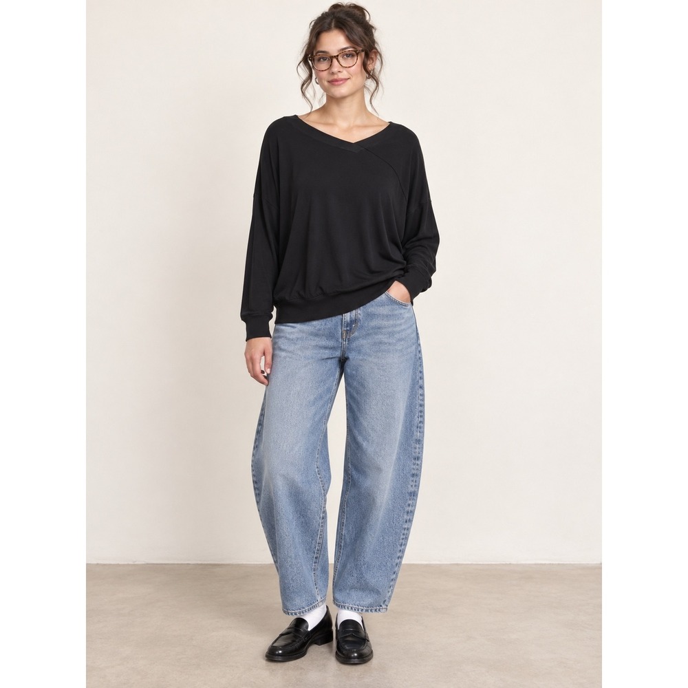 Cabi Black Asymmetrical Crossover V-Neck Long Sleeve Sweatshirt Style 5322 M